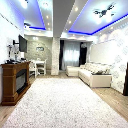 Large Apartment !!!Ciuflea Str. Chişinău Extérieur photo